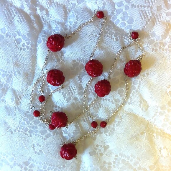 Vintage NEW Rose Charm Red Flower Necklace Silver Tone Chain VTG Timeless - Picture 4 of 7